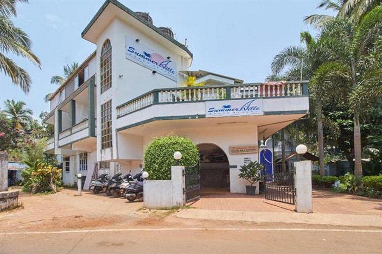 Summerville Beach Resort Candolim Extérieur photo