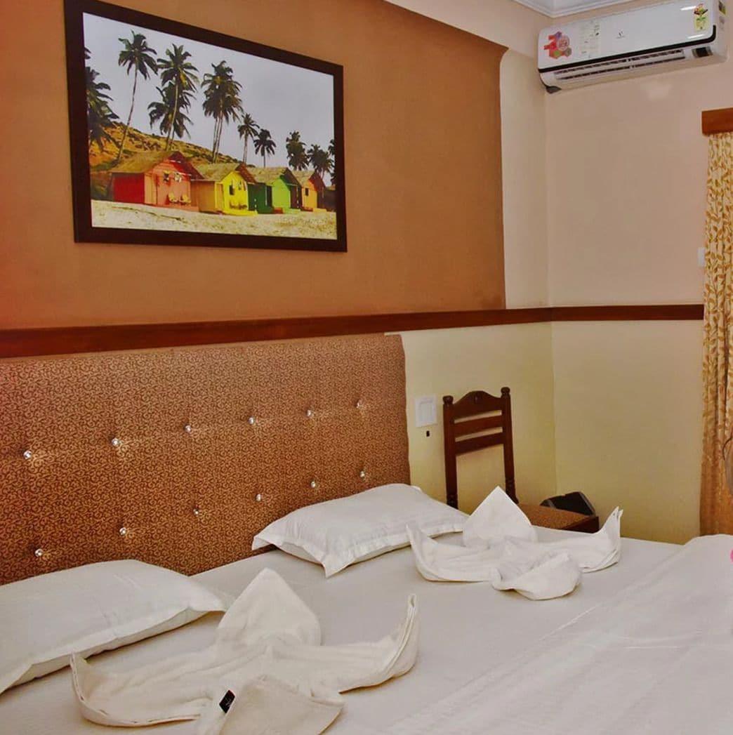 Summerville Beach Resort Candolim Extérieur photo
