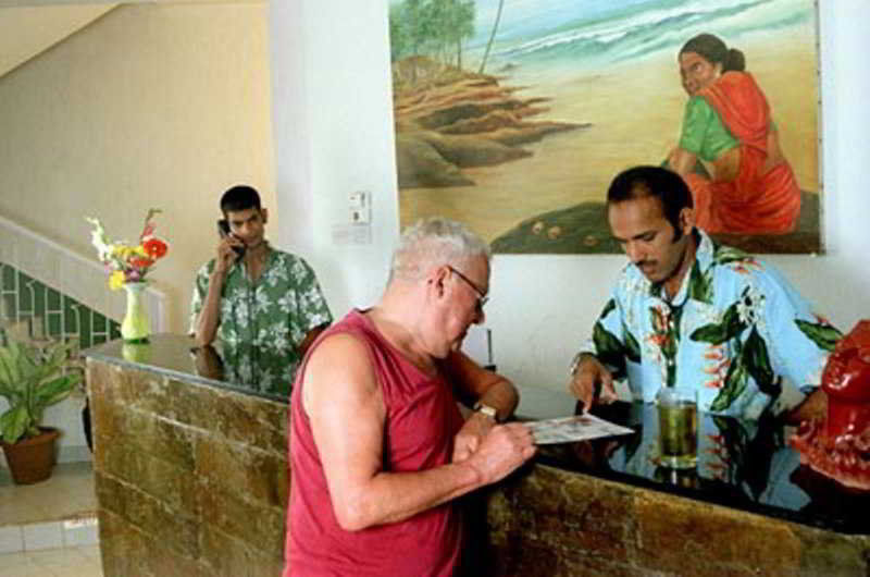 Summerville Beach Resort Candolim Extérieur photo